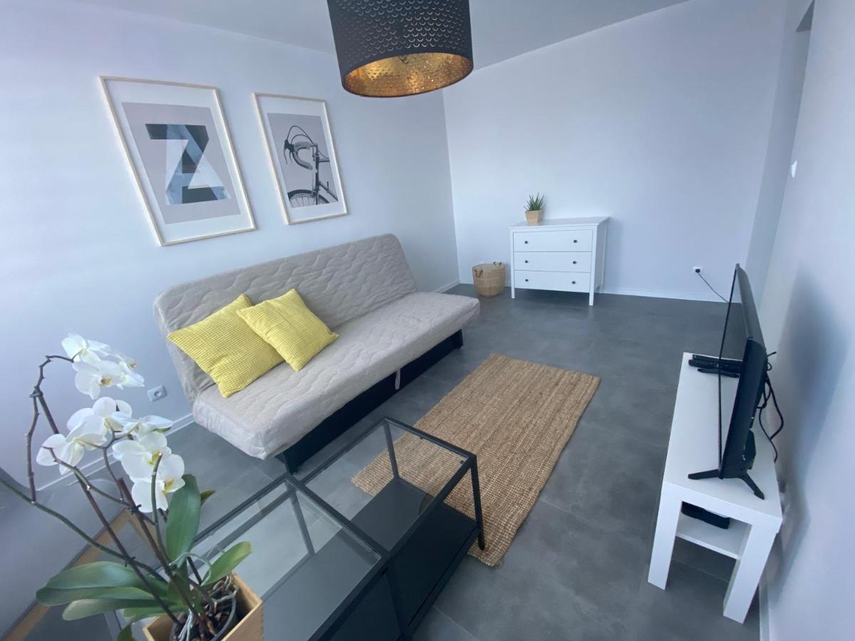 Apartament Os. Jasne 19B Dzierżoniów المظهر الخارجي الصورة